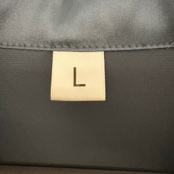 Womans Silky Feel Gray Pajama Set Top & Bottoms Button Up Top Unbranded Large - Picture 11 of 14